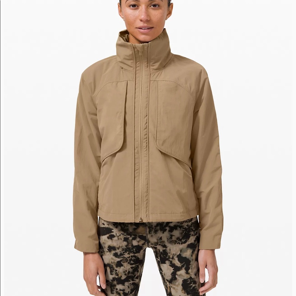 Lululemon Always Effortless Jacket Size 10